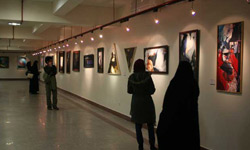 نمایشگاه کاریکاتور، آثار نقاشی و خطاطی در منوجان برپا شد